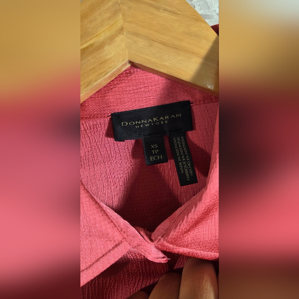 Donna Karan  Pink Shirt - Picture 2 of 9